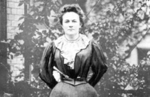 Clara Zetkin (1857 - 1933) foi uma revolucionária marxista alemã. Foto: Gilbert Badia, 1897.