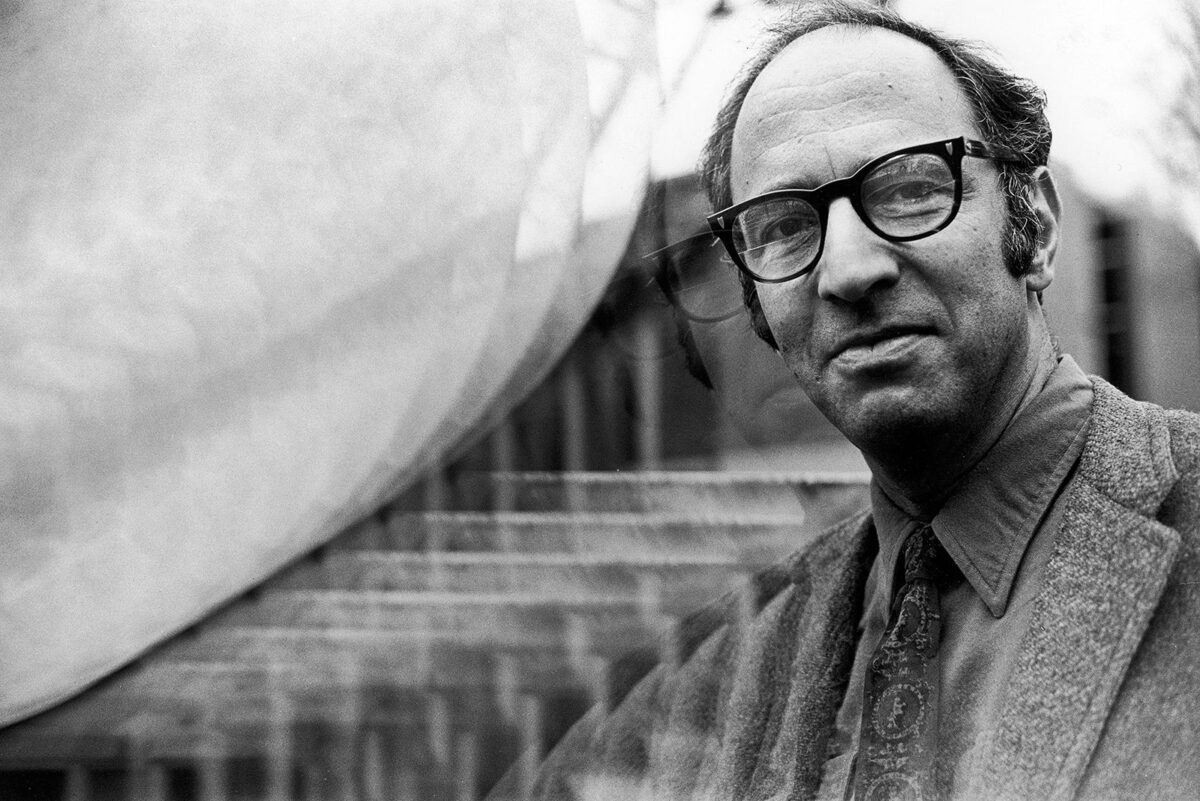 Thomas Kuhn é filósofo da ciência.